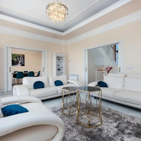 Villa Picasso *